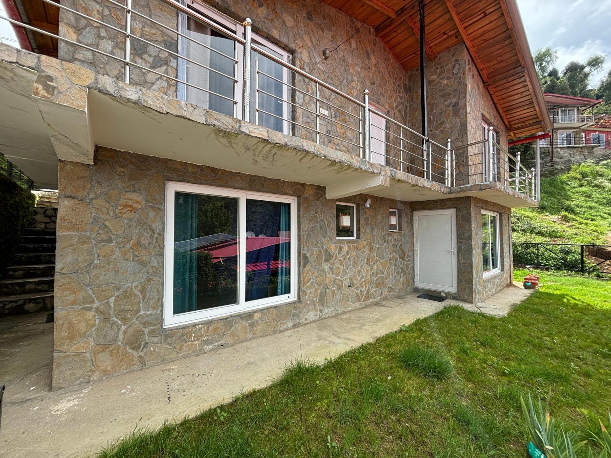 Indus Valley Mukteshwar Villa Exterior photo