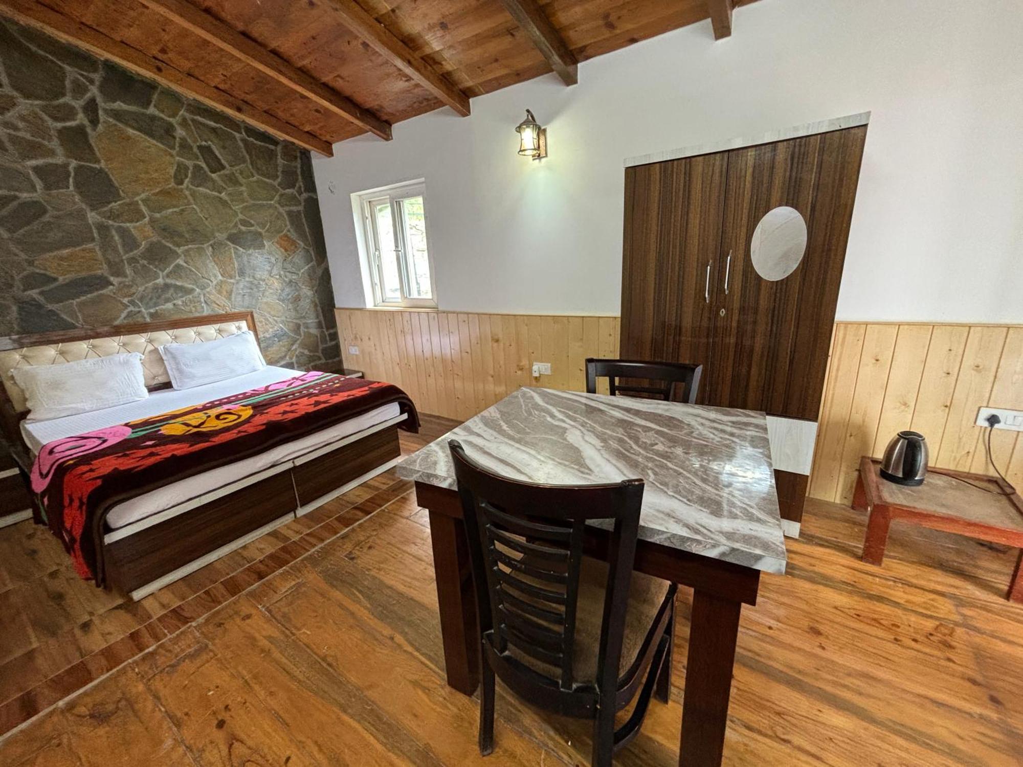Indus Valley Mukteshwar Villa Exterior photo